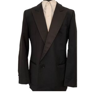 Black Tux, made in France, Mohair & Wool, 40chest, 29 length